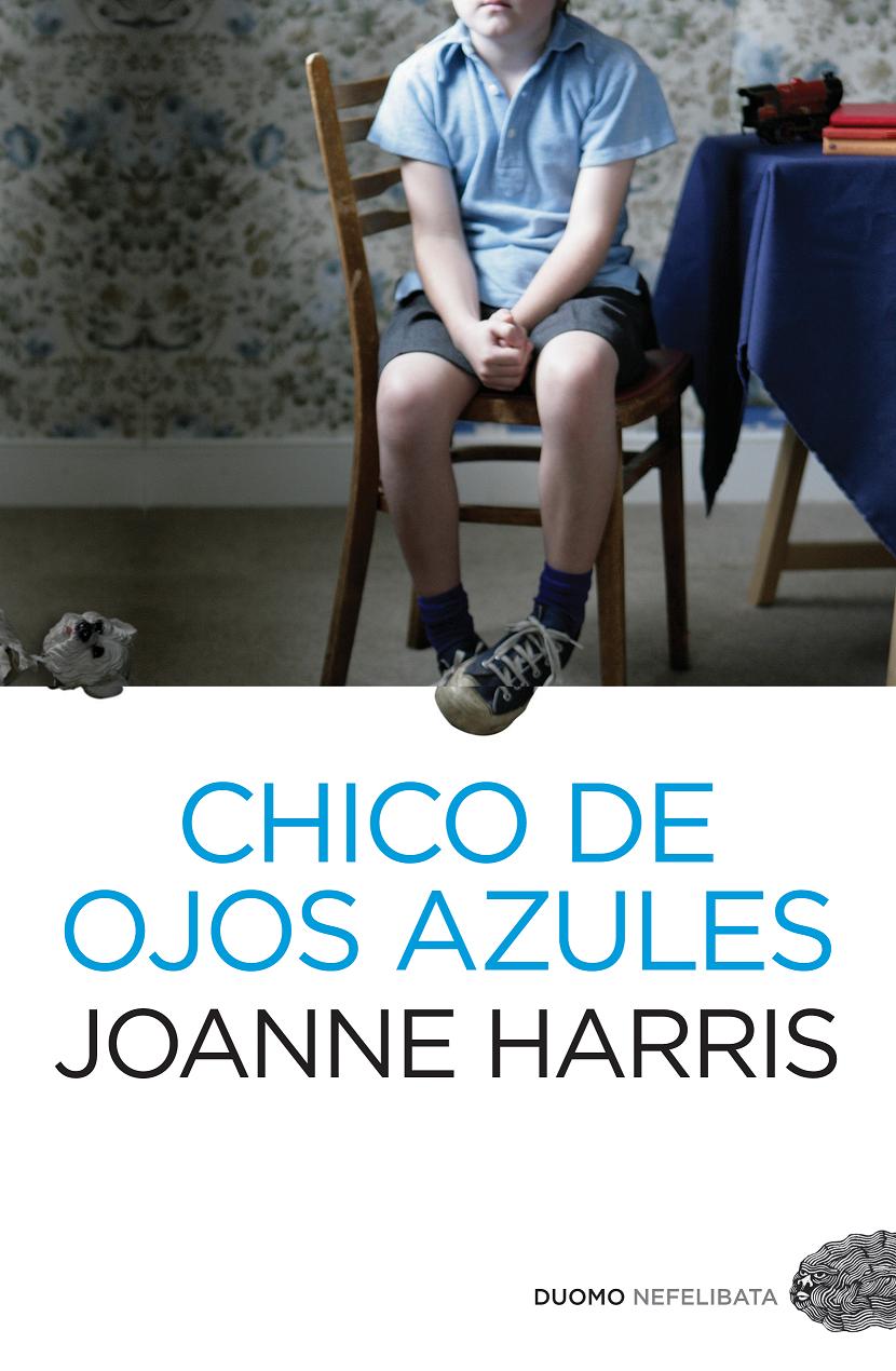 Chico de ojos azules