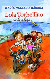 Lola Torbellino en la playa