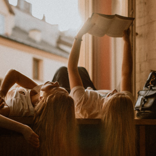 18 autoras latinoamericanas que tienes que leer