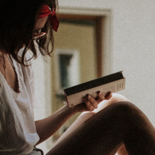 Escritoras revolucionarias: sustantivo, femenino y español