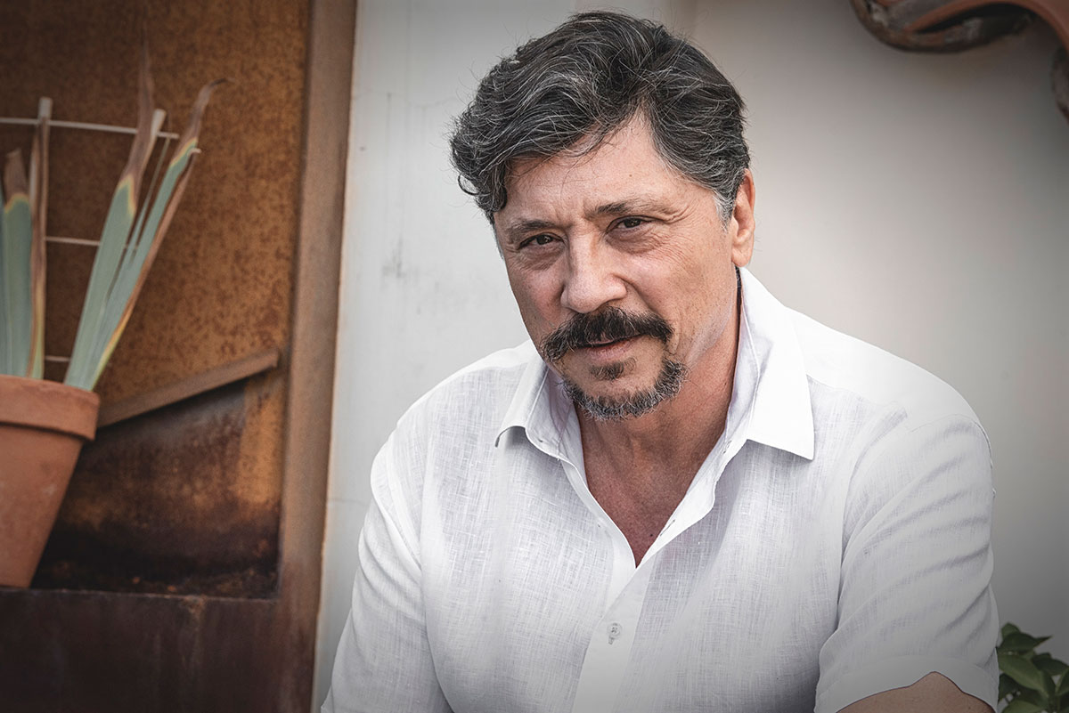 Libros que exploran la maldad humana, por Carlos Bardem