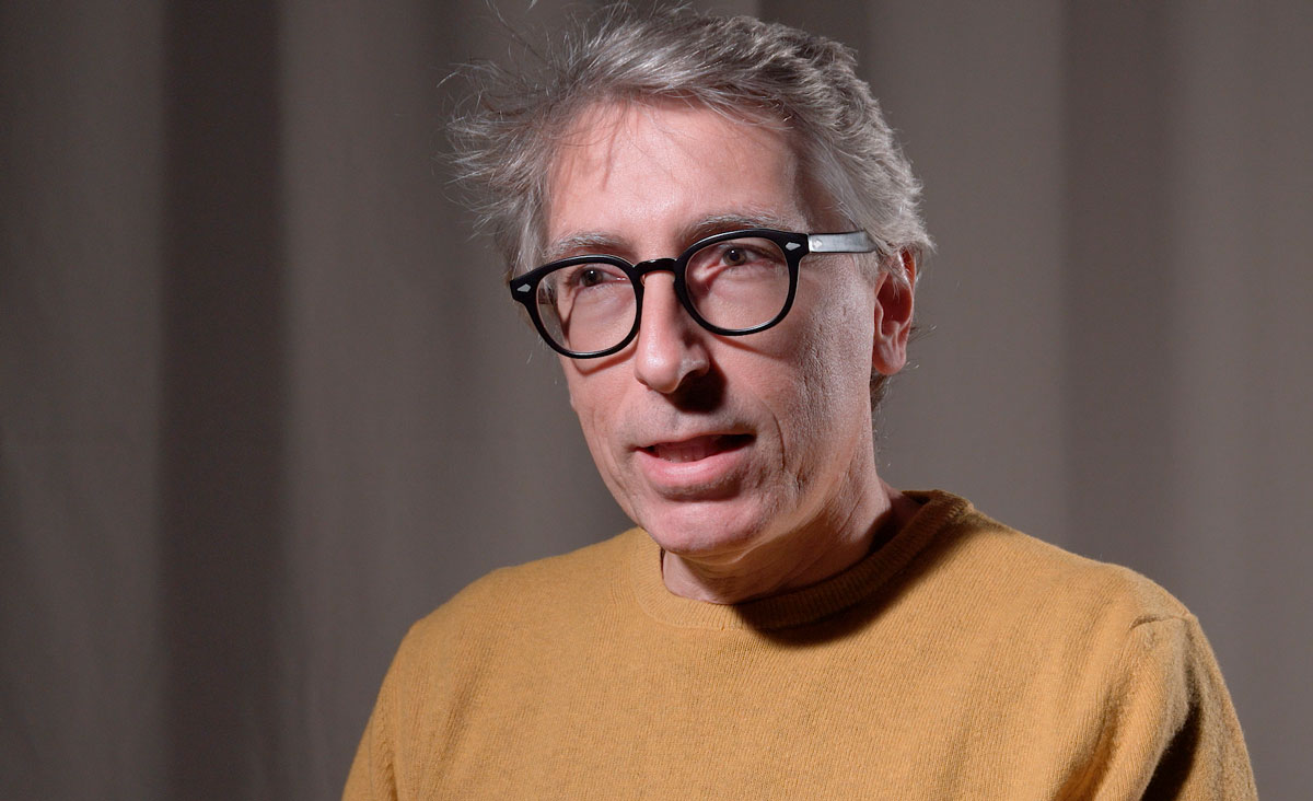 David Trueba: “Cometemos el error de pensar que tenemos que entenderlo todo”