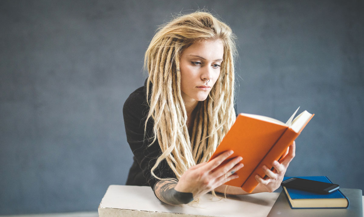 Libros sobre adolescentes mucho más reales que Élite