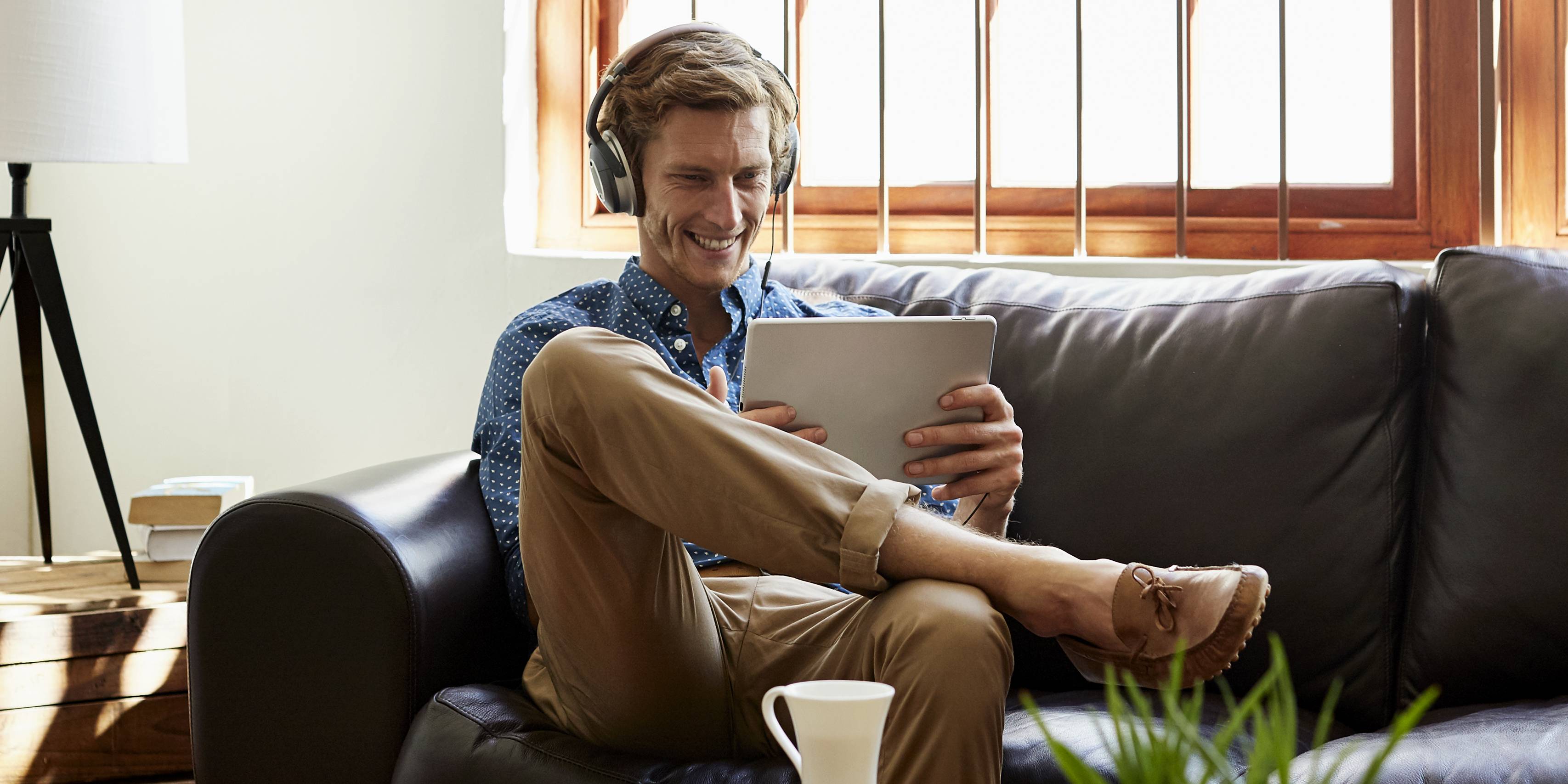 Los autores leen para Librotea: Bernardo Atxaga, Guillermo Arriaga, Nuria Barrios y Javier Castillo