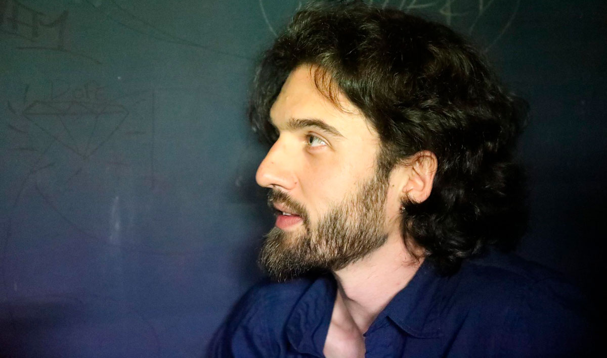 Libros para huir de la neurosis actual, por Guille Galván de Vetusta Morla