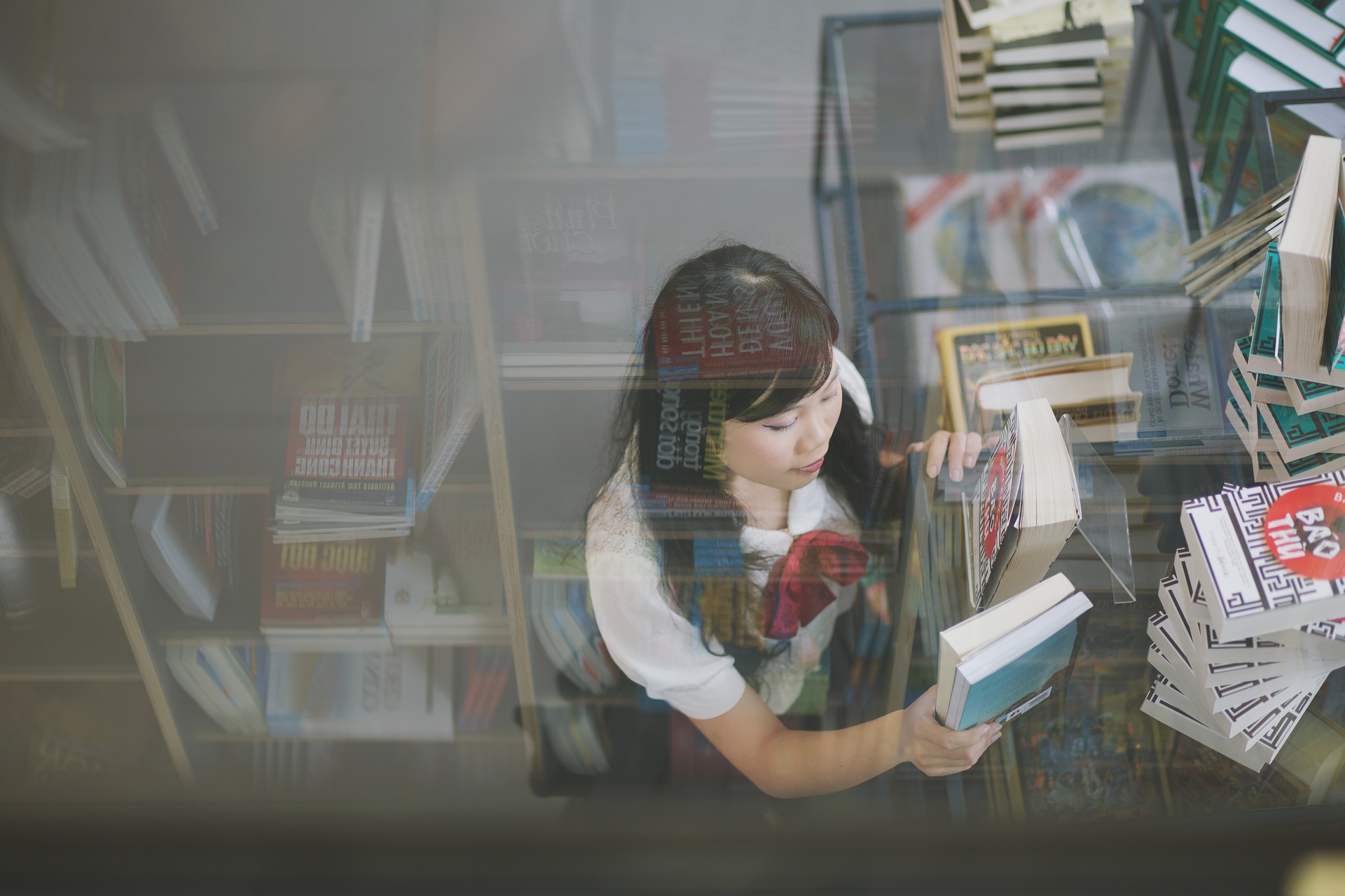 Libros para diseccionar (y entender) a la generación Z