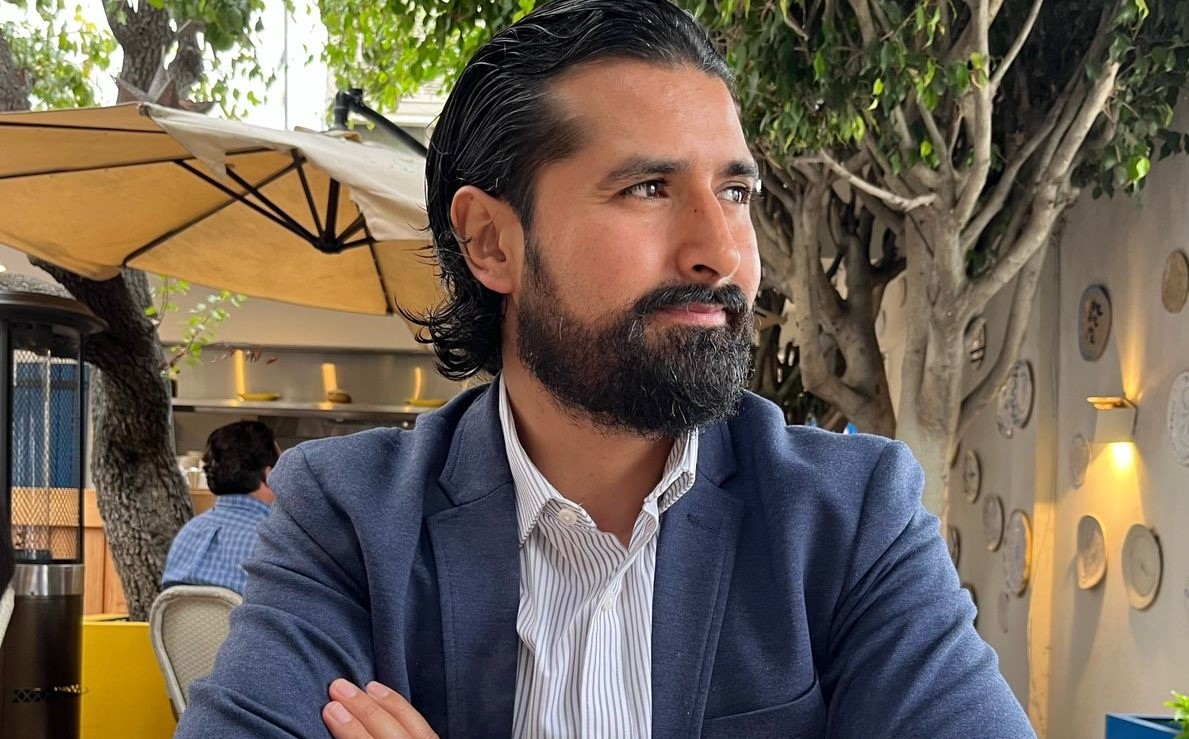 Joel Flores recomienda libros sobre el territorio y las fronteras