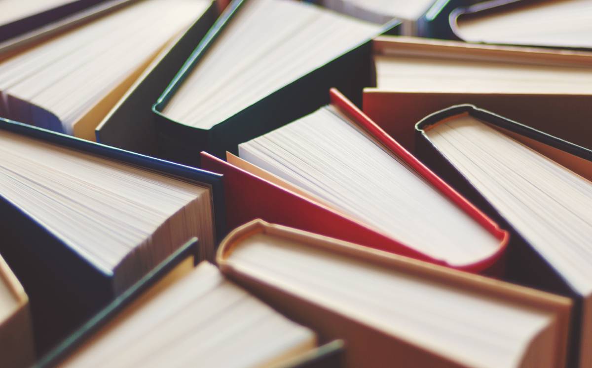 Clásicos, poesía y terror: libros recomendados de 'Laberinto'