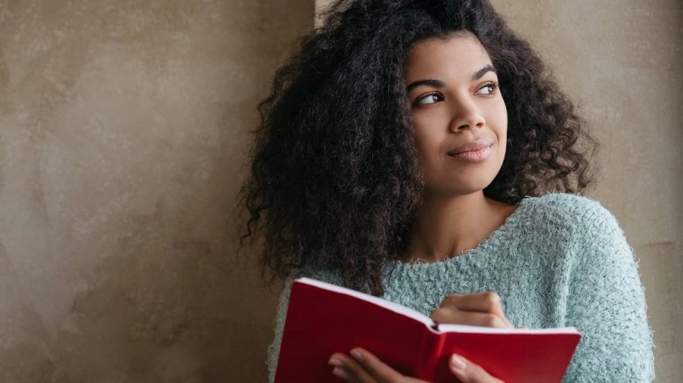 Libros recientes imprescindibles para celebrar el Día de las Escritoras