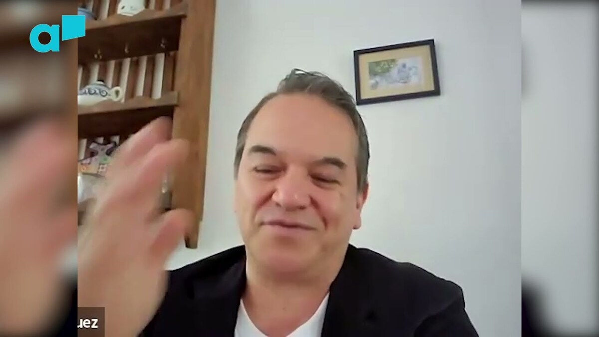 Juan Alberto Vázquez: entrevista y libros recomendados
