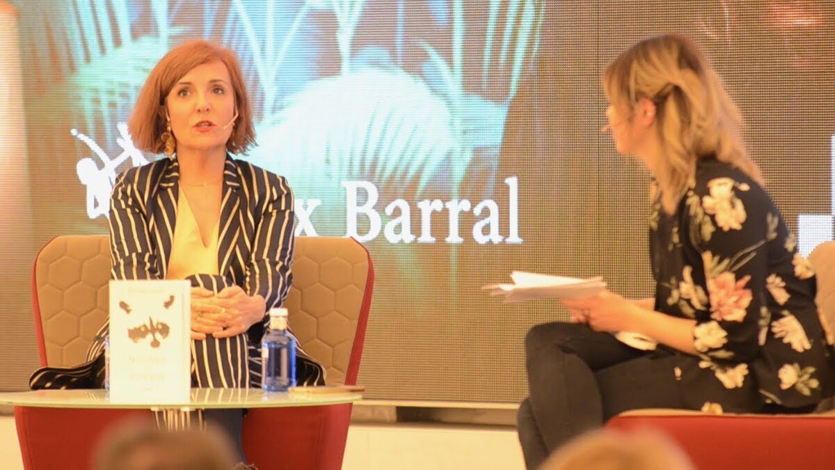 Encuentros El Pais | Librotea: Elvira Lindo