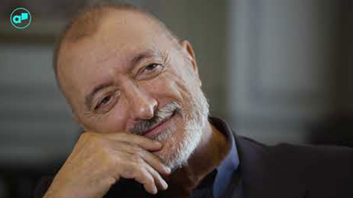 ENTREVISTA: ARTURO PÉREZ REVERTE | EL PAÍS | LIBROTEA