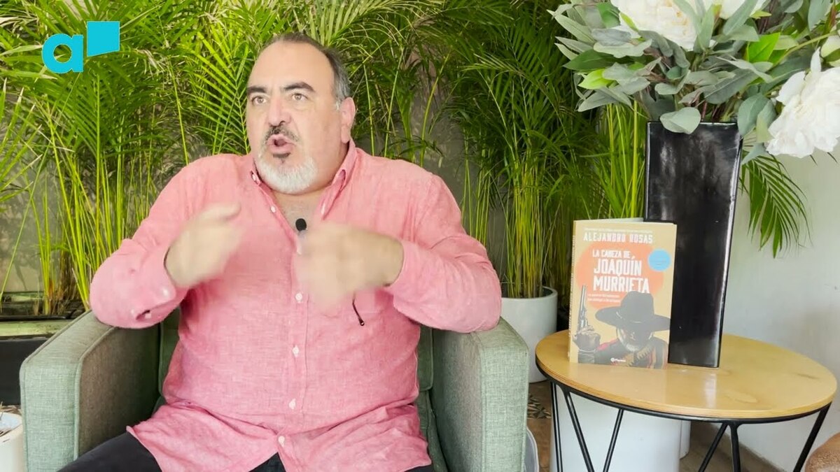 Alejandro Rosas: entrevista y libros recomendados