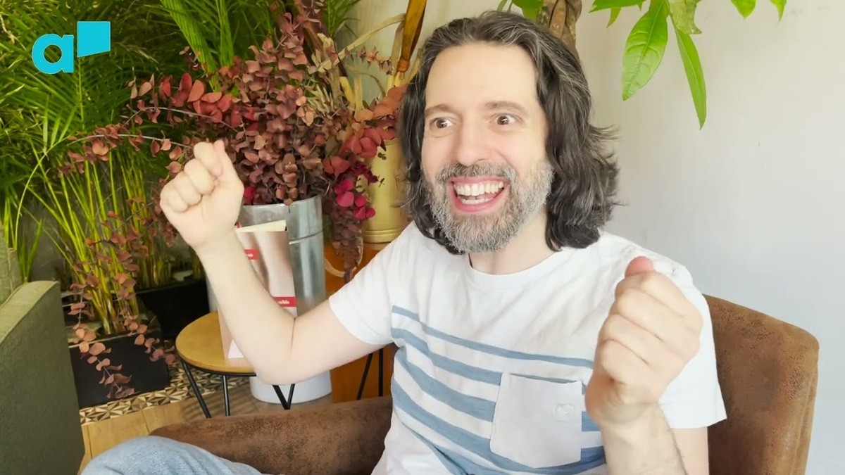 Andrés Neuman: entrevista y libros recomendados