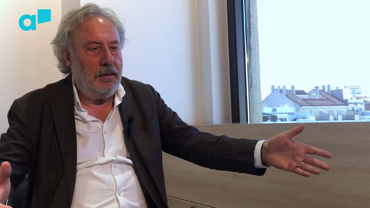 Julio Llamazares: entrevista y libros recomendados
