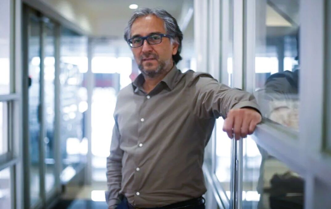 Miguel Ángel Toledo y los libros de Madre Editorial.