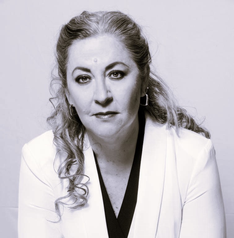 Ana Francis Mor