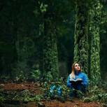 Nature writing: por qué cada vez se publican más libros con la naturaleza en el centro