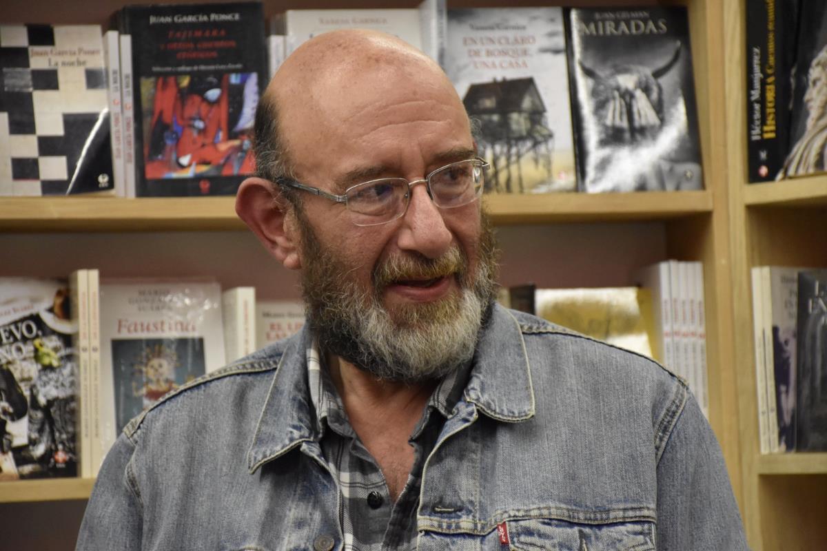Eduardo Antonio Parra y el reencuentro con novelas impresionantes
