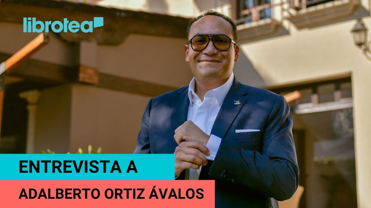 Adal Ortiz Ávalos: entrevista y libros recomendados
