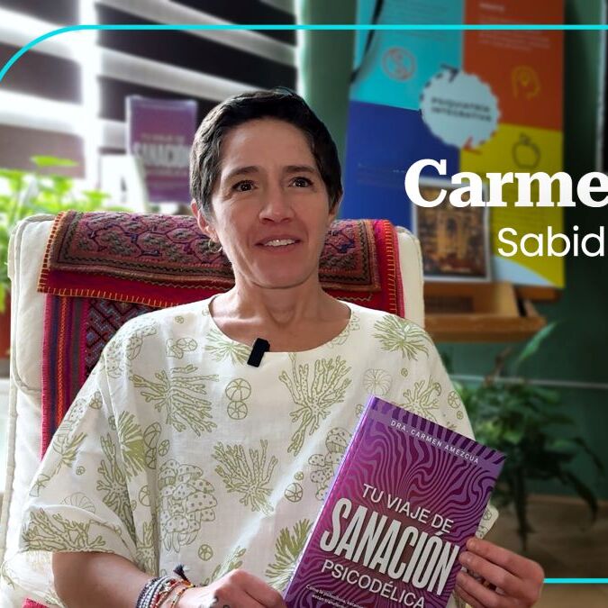Entrevista con Carmen Amezcua sobre su libro de medicina con psicodélicos