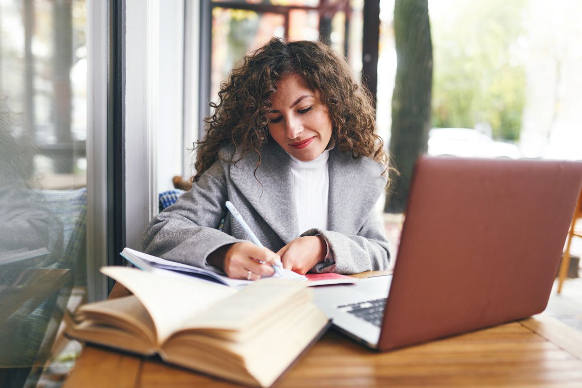 Libros que te formarán en lo que siempre soñaste. Foto: Getty