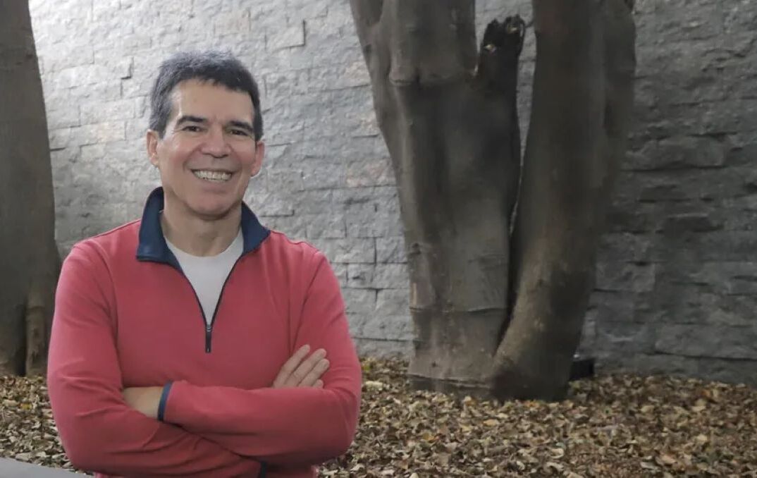 Edmundo Paz Soldán: libros sobre mutaciones y extinciones. Foto: Ariel Ojeda