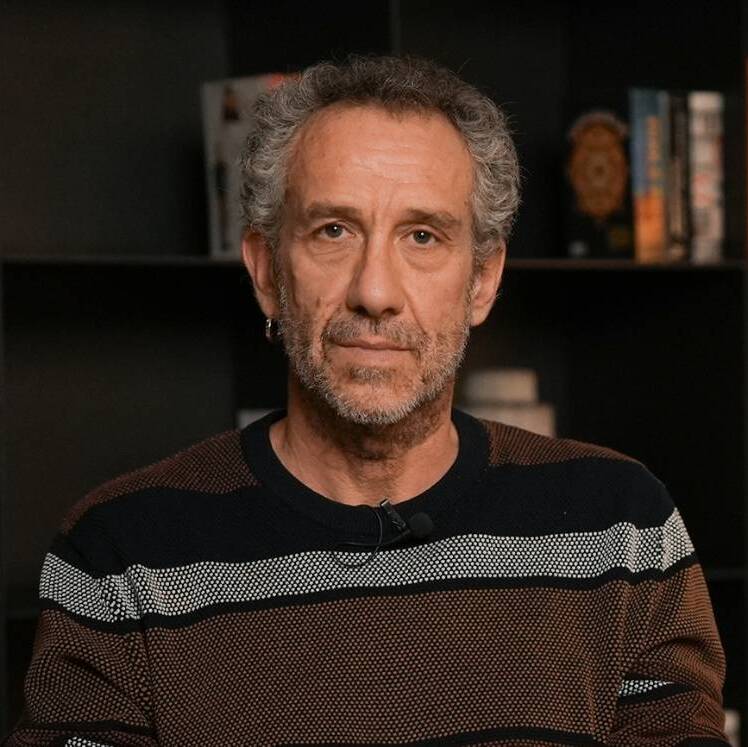 Libros para resistir al futuro distópico: las recomendaciones de Ricardo Menéndez Salmón