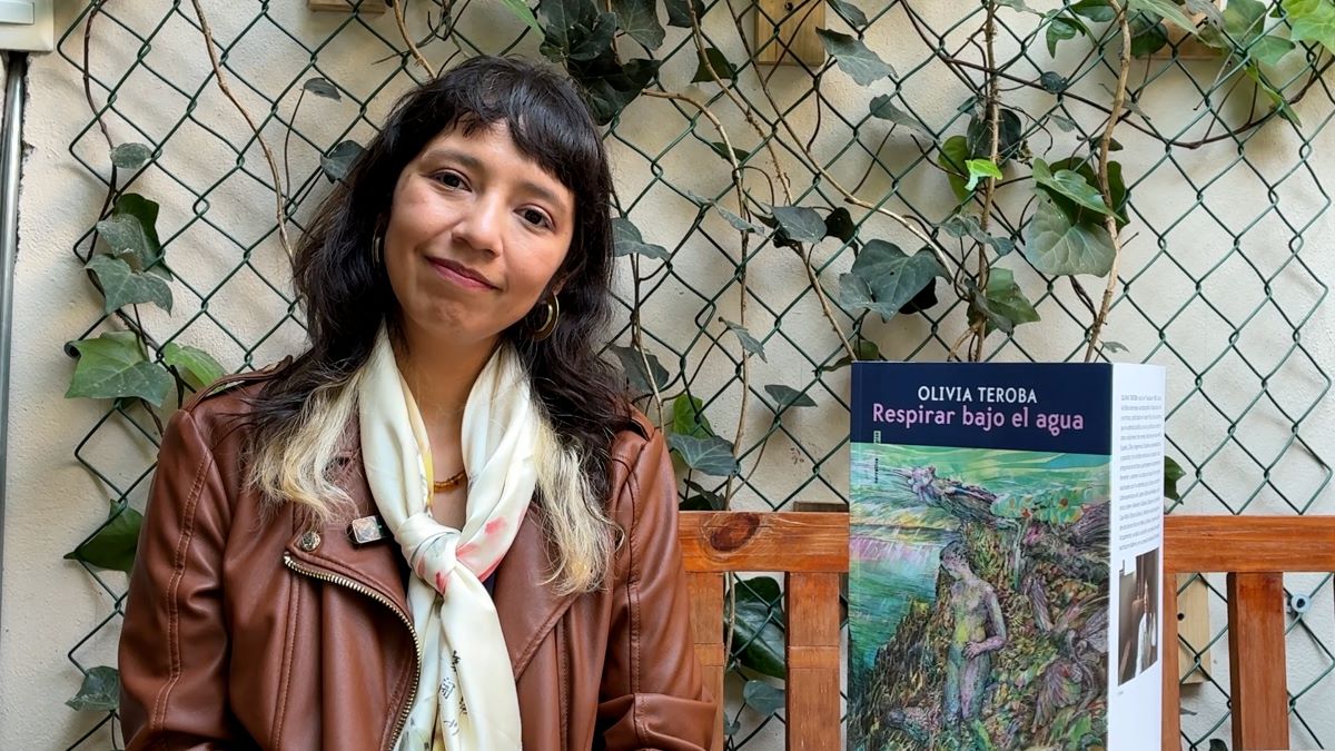 Olivia Teroba y los libros que respiran bajo el agua. Foto: Verónica Maza
