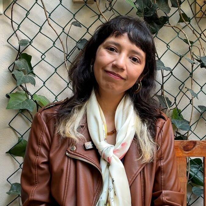 Olivia Teroba y los libros que respiran bajo el agua. Foto: Verónica Maza