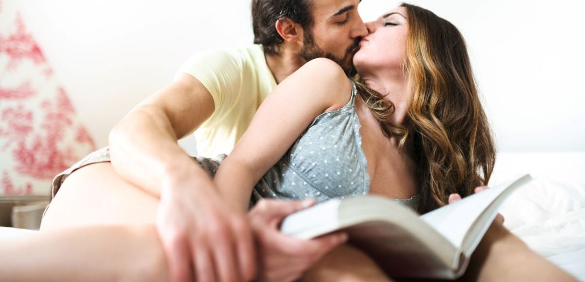 Libros para celebrar el Día del Beso. Foto: Getty