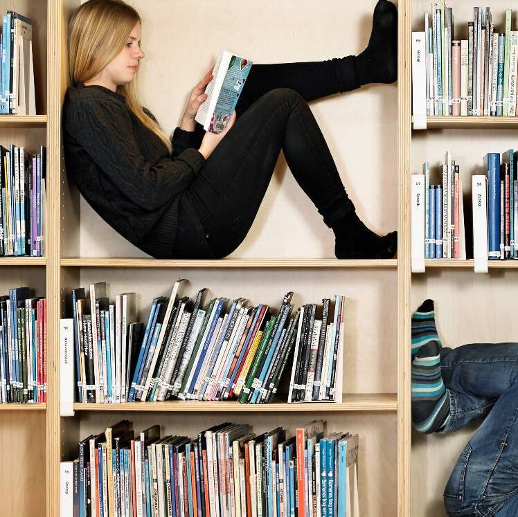 Los mejores libros “adultos” para regalar a adolescentes en el Día del Libro