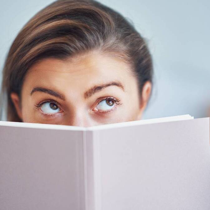 10 libros clásicos que hoy leemos con incomodidad (y por qué)