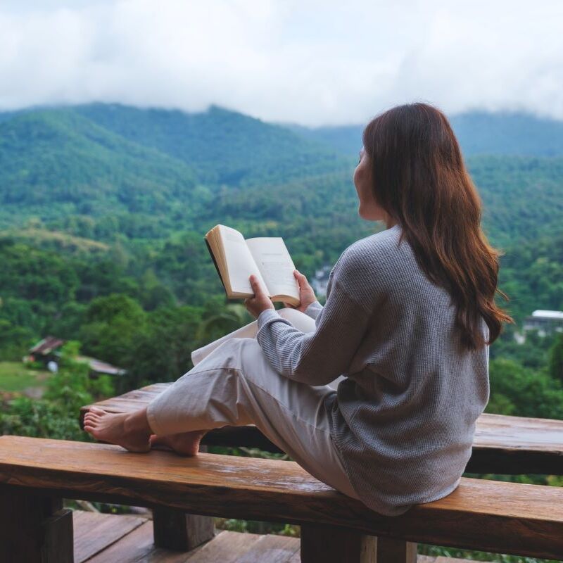 Libros para quienes sueñan con desaparecer un rato. Foto: Getty