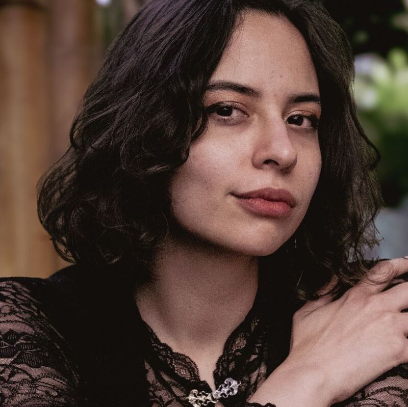 Cuando el terror baila cumbia: Claudia Amador y las vampiras de Altasangre