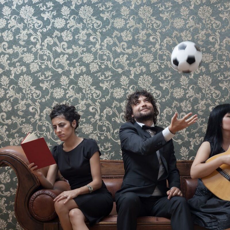 El libro contra el balón. Foto: Getty