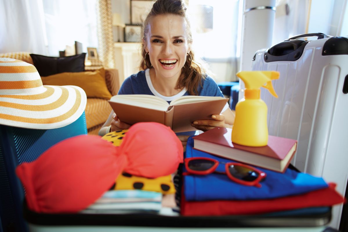 Los mejores libros de estreno para meter en la maleta este verano. Foto: Getty
