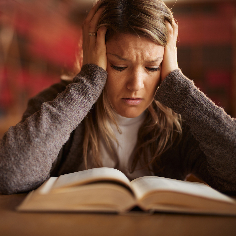 Contra los propios demonios: libros que exploran el miedo y la presión mental