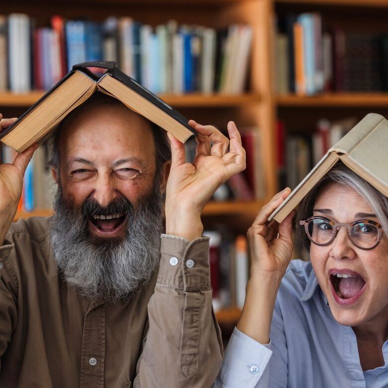 10 libros para matarse de risa: la Estantería definitiva del humor y la sátira